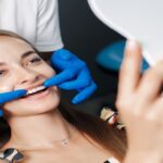 Teeth Whitening vs Veneers